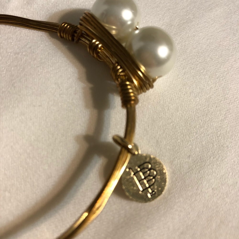 Bracelets - Picture 3 of 4